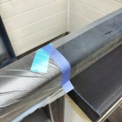 マスカーで養生作業！