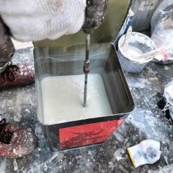 養生をはがしてみると・・・