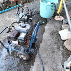 屋根の高圧洗浄