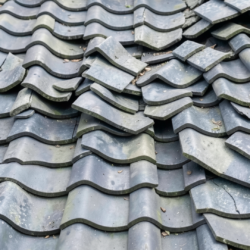 豊橋の屋根修理の飛び込み営業に注意！悪質な手口や対処方法を徹底解説